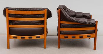 FÅTÖLJER, 1 par, 1900-talets andra hälft.