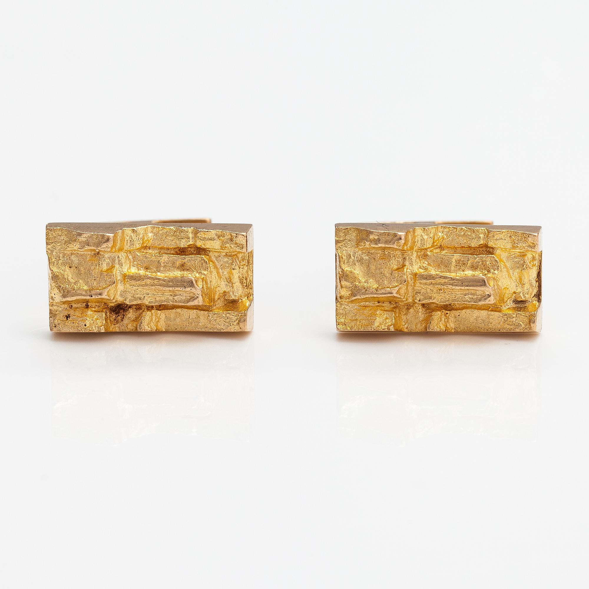 Björn Weckström, A pair of 14K gold cufflinks "Gold rya". Lapponia 1971.