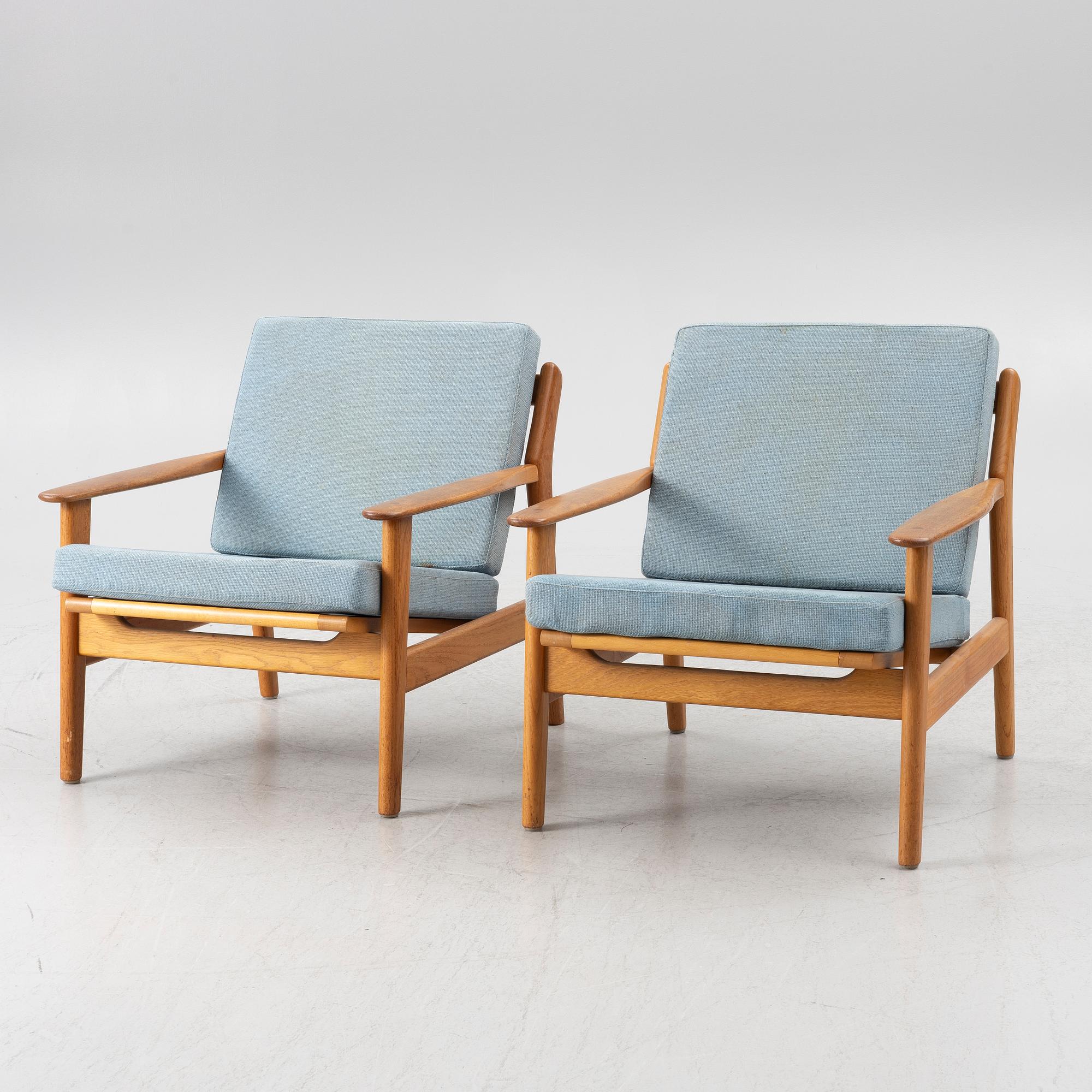 Poul Volther, a pair of armchairs, Gemla, mid-20th century.