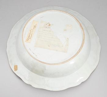 TVÄTTFAT, porslin, Kina, 1700-tal.