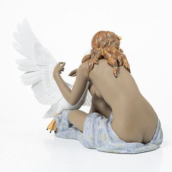 Miguel Angel Santaeulalia, figurine, "Leda and the Swan", Lladró, Spain.
