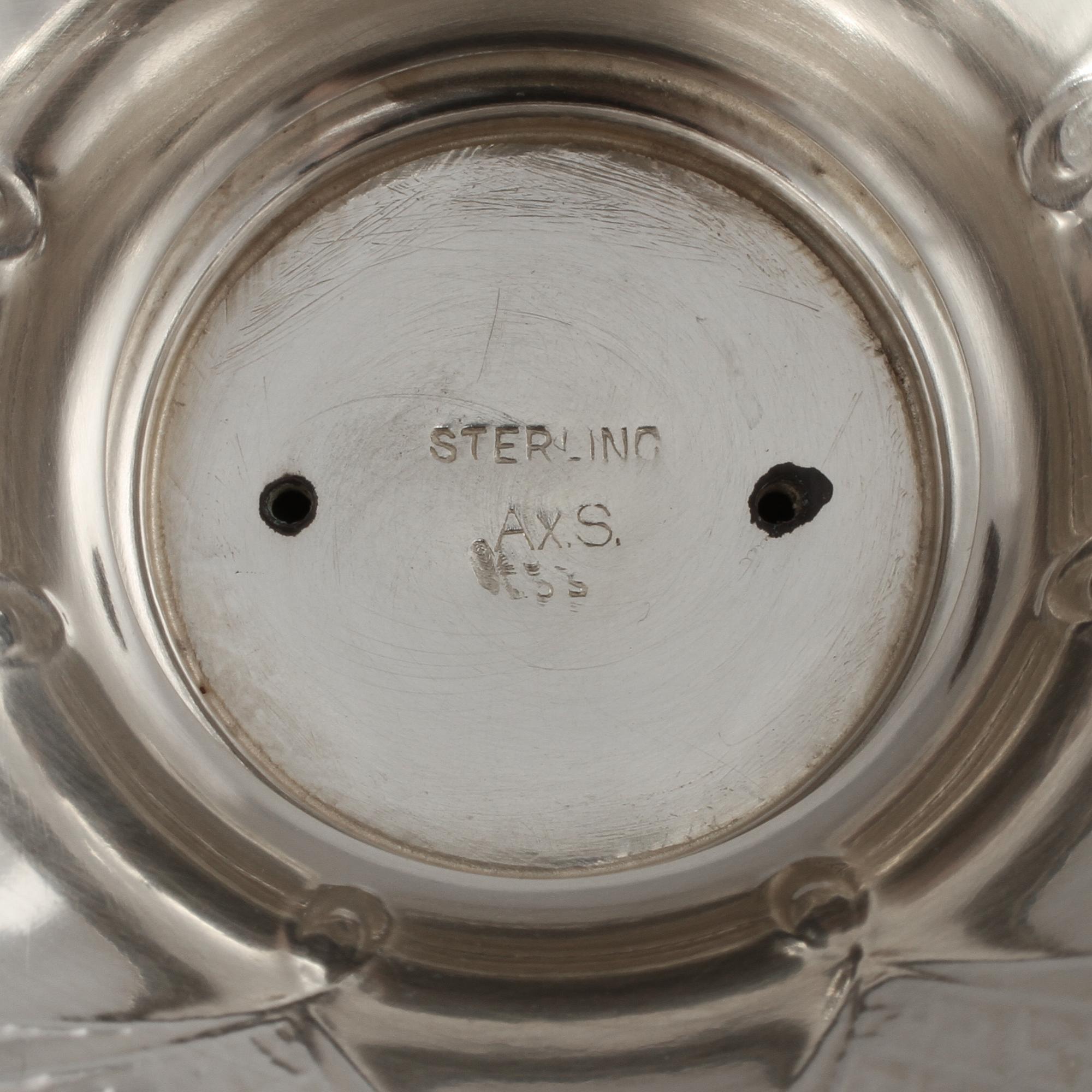 VINKANNA, sterlingsilver, 1900-tal. Vikt 595 g.