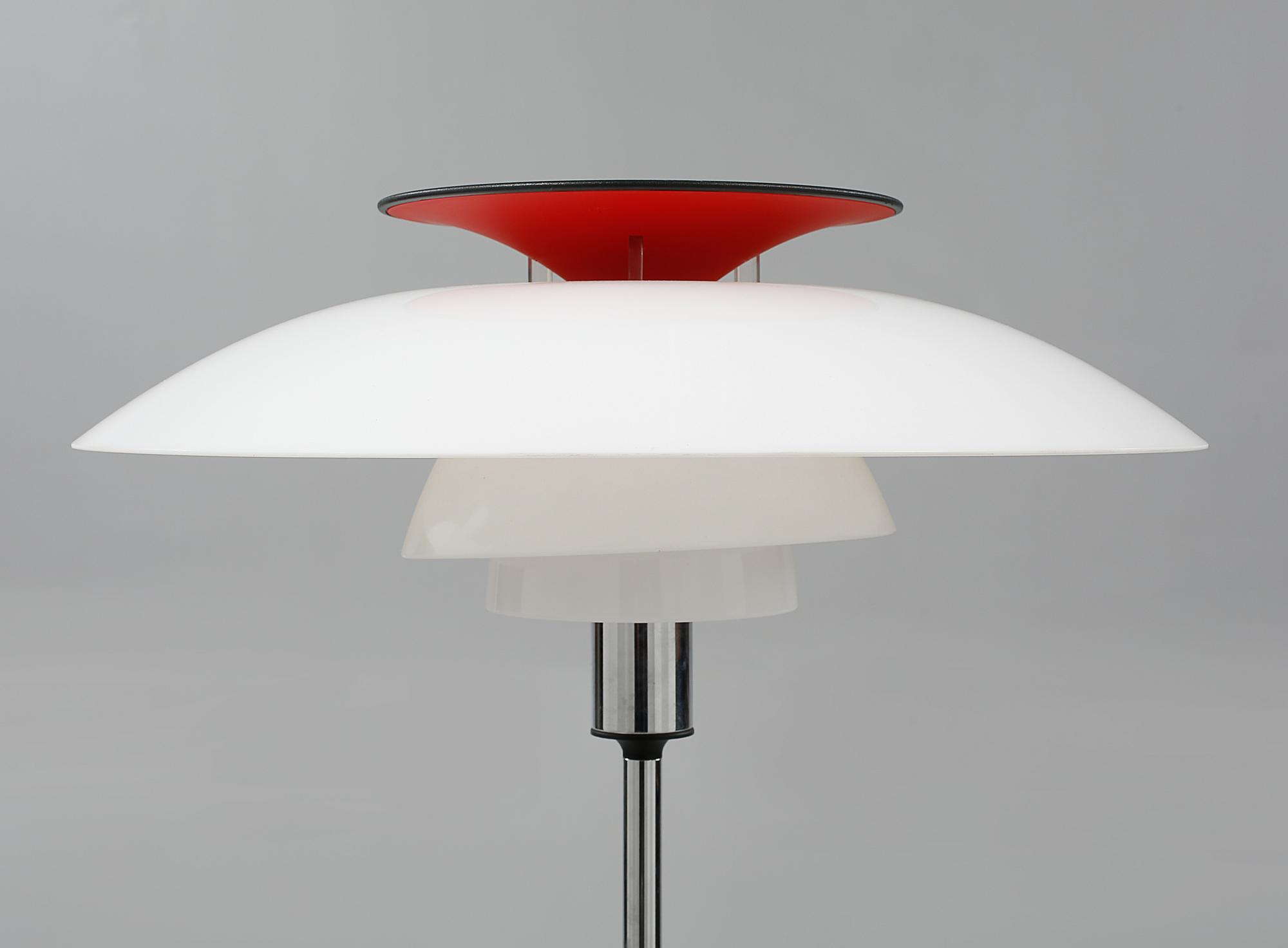 GOLVLAMPA, "PH-80", Poul Henningsen för Louis Poulsen, 1900-talets andra hälft.