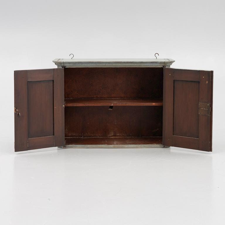 Hanging cabinet, second half of the 19th century.