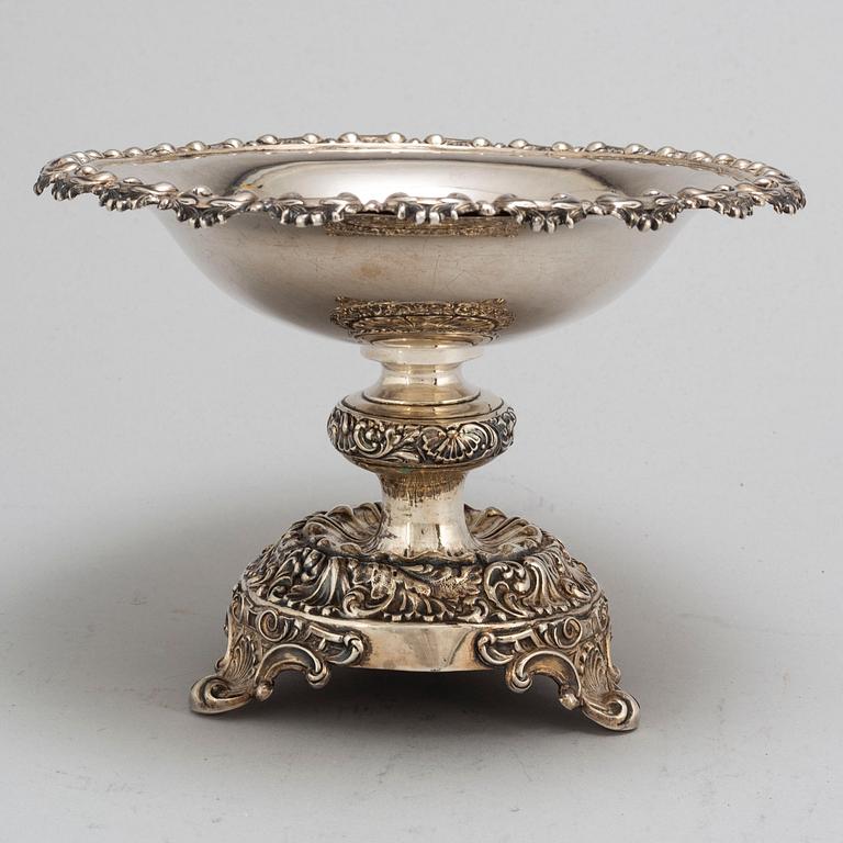 A Swedish 19th century silver bowl/tazza, mark of Fredrik & Wilhelm Zethelius, Stockholm 1842.