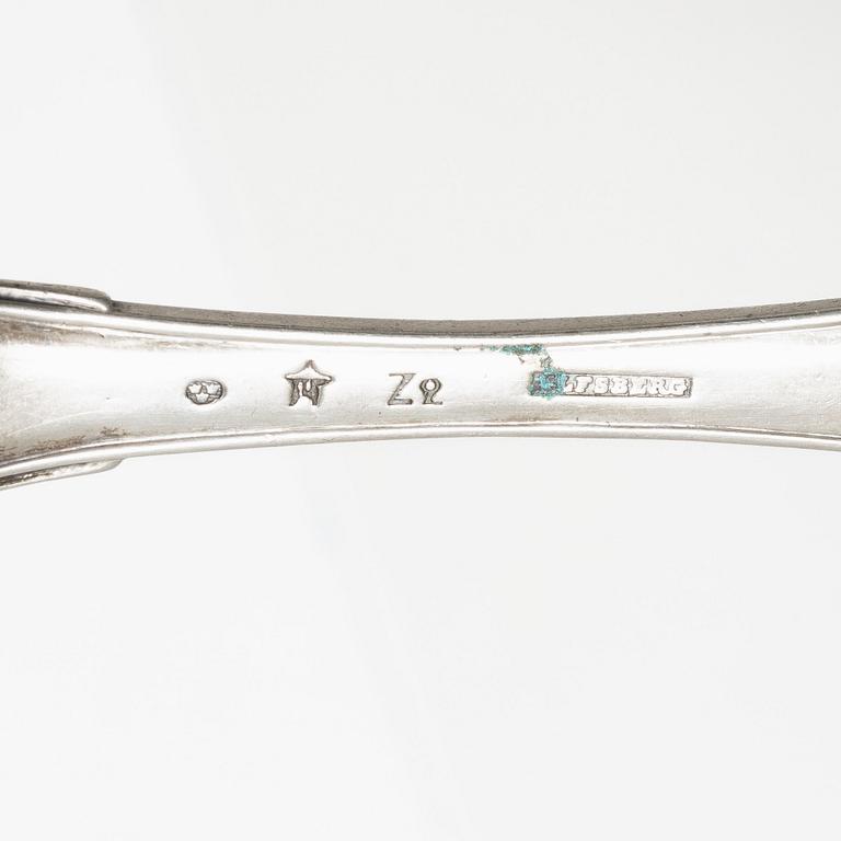 29 pieces of cutlery, various models, silver, including Anders Ulfsberg, 18th-19th century.