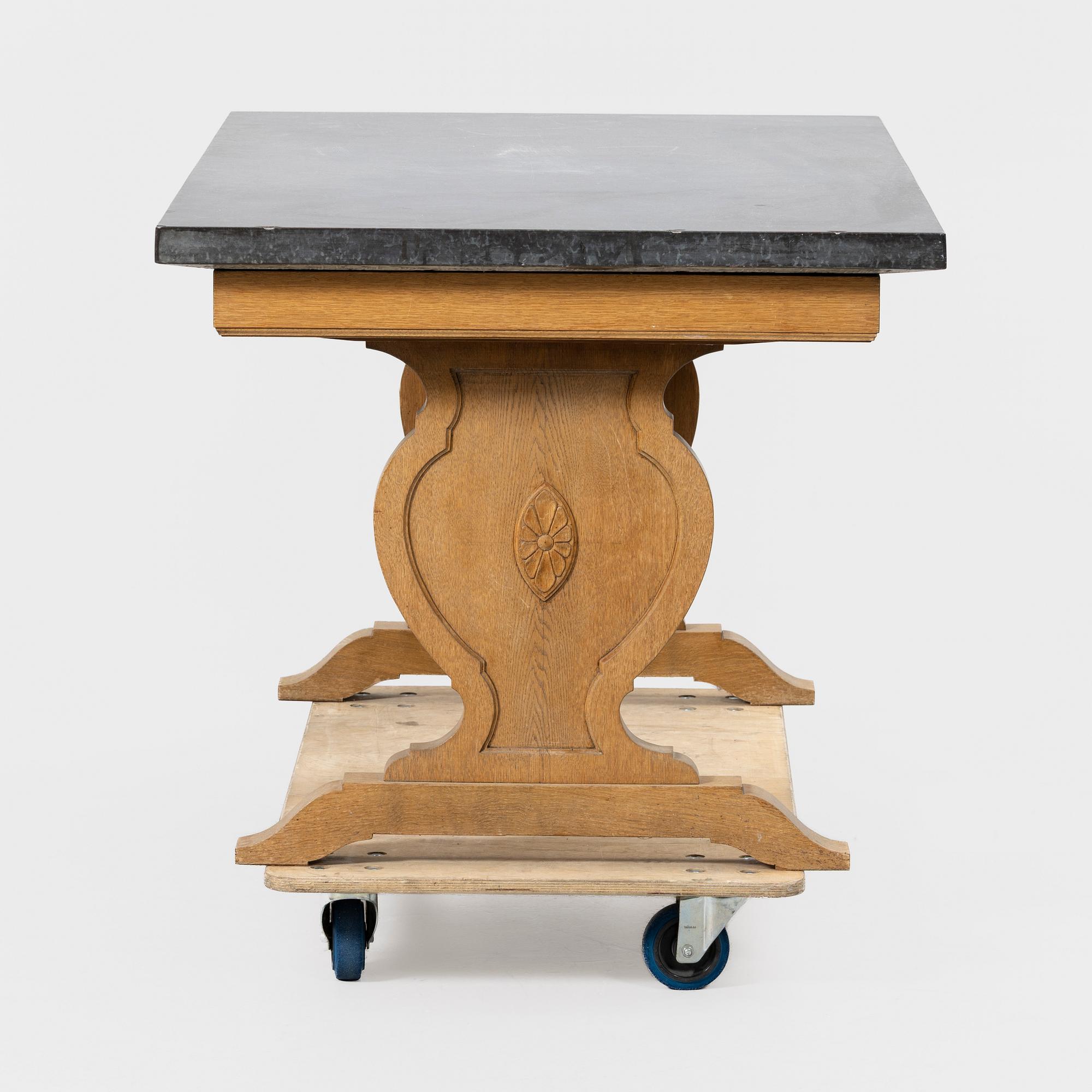 Stone table, 19th century.