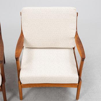 Bertil Fridhagen, a pair of 'Kuba' teak easy chairs, Bröderna Andersson, Ekenäs.