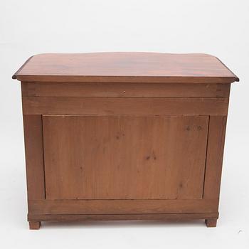 KONSOLBORD MED SPEGEL, Ryssland 1800-talets senare hälft.