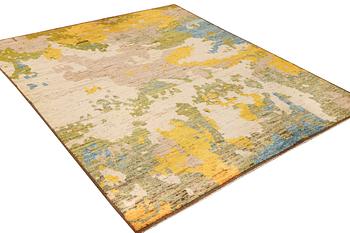 Matta, Ushak design, ca. 295 x 247 cm.