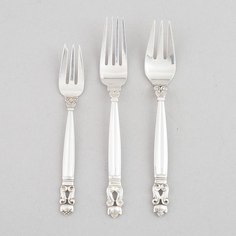 Georg Jensen, a set of 102 pieces of 'Konge/Acorn' sterling silver flatware, design Johan Rohde, Copenhagen.