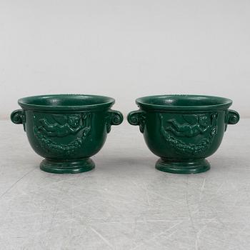 A pair of aluminum garden vases, Byarum.