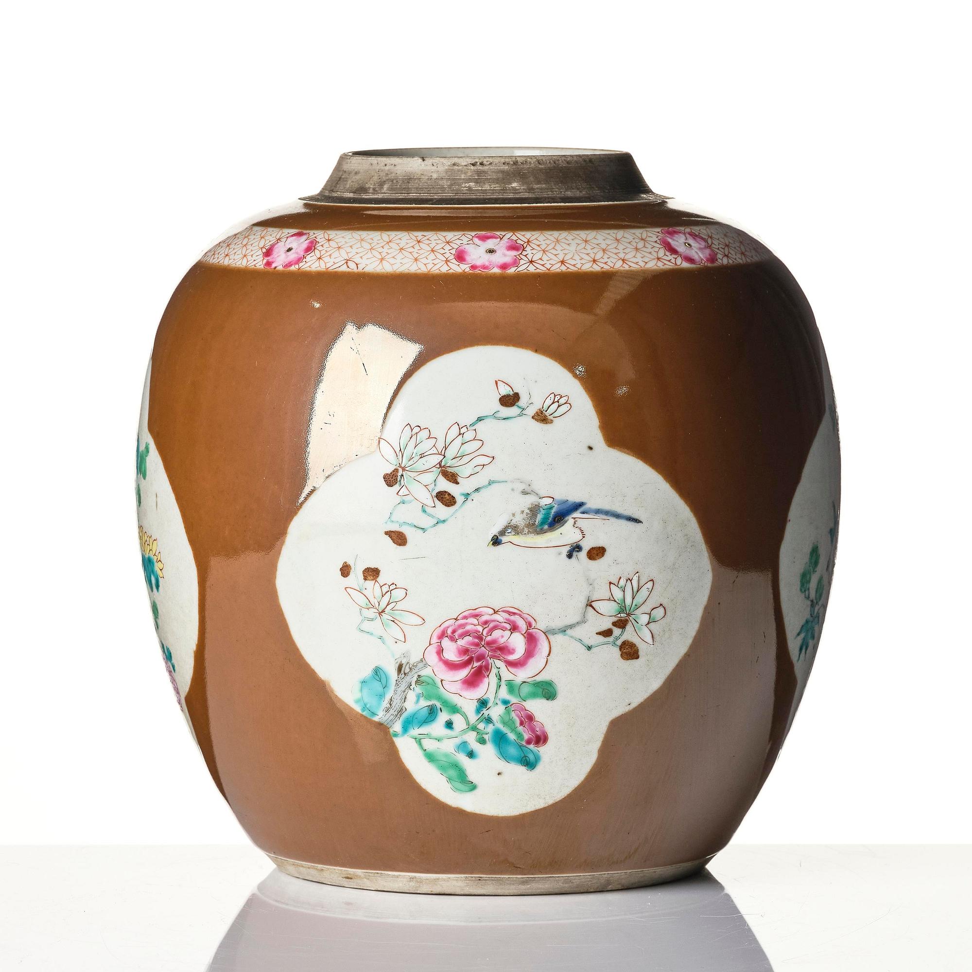 A famille rose jar, Qing dynasty, 18th century.