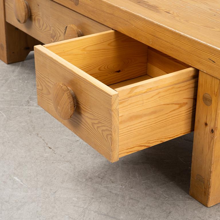 Ruben Ward, a pine 'Ruben' chest of drawers from AB Nybrofabriken, Fröseke, 1970's.