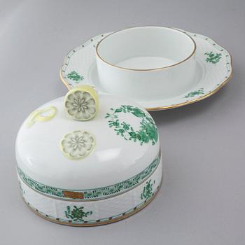 48 pieces of porcelain tableware from Herend, model "Indian Basket", 20th century.