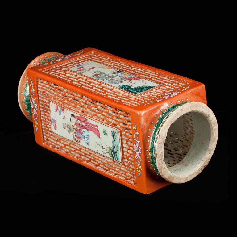 LYKTA, porslin, Kina, 1900-talets början.