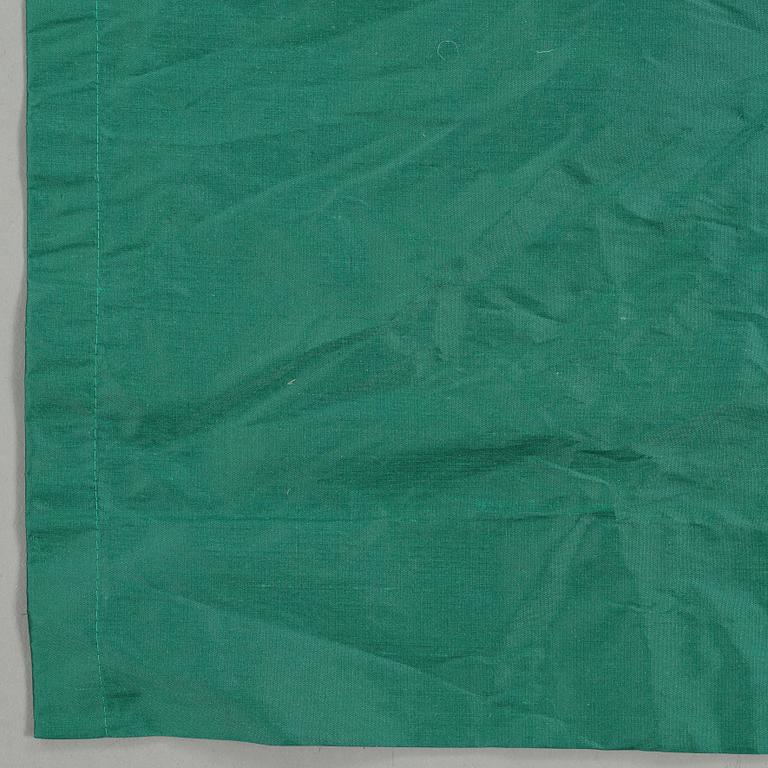 CURTAINS, 4 pcs., emerald green silk, ca 304 x 129 cm each, Svenskt Tenn, the second half of the 20th century.