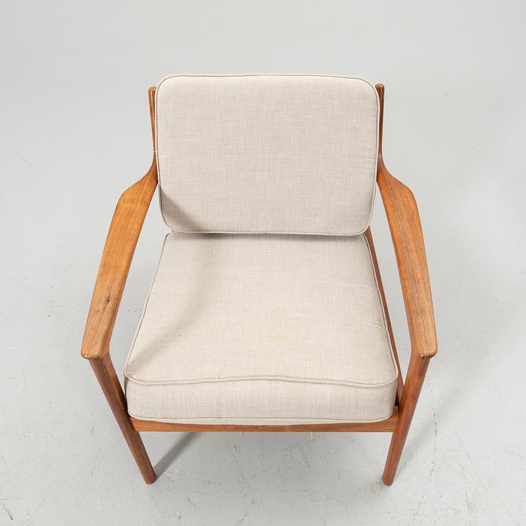 Folke Ohlsson, a armchair, “USA 75”, Dux, latter half of the 20th Century.