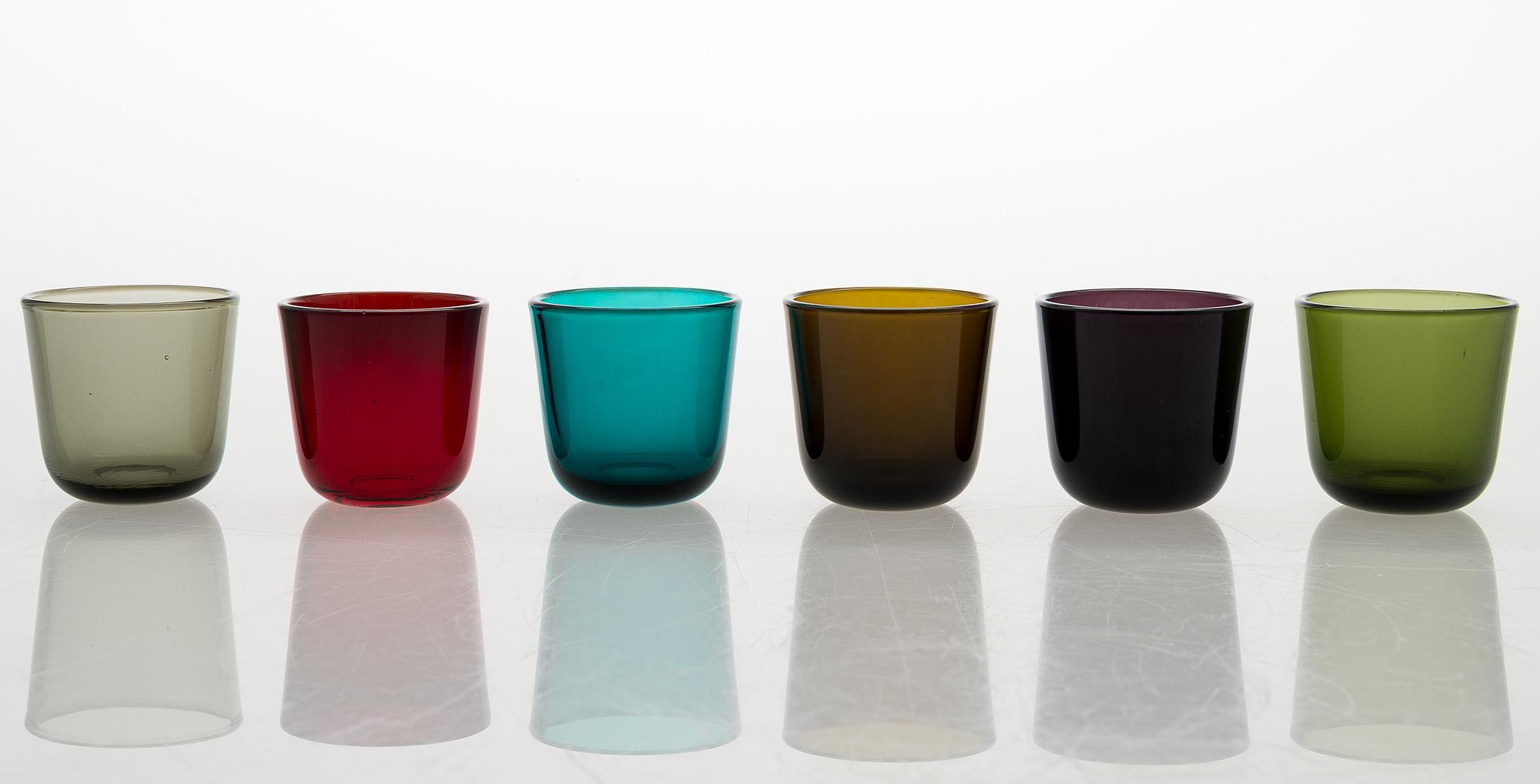 KAJ FRANCK, A set of 12 snapsglasses. Nuutajärvi.
