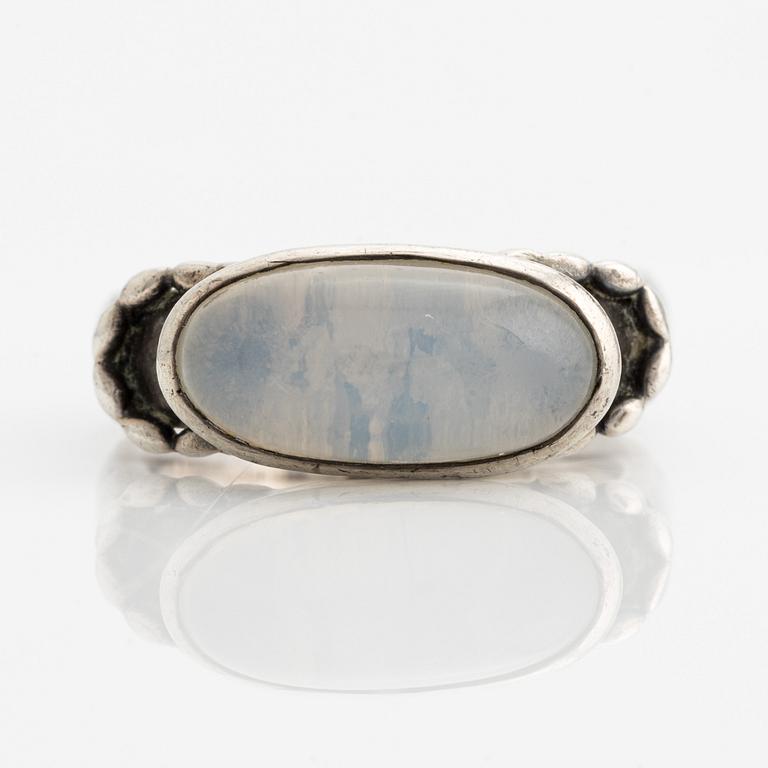 Ring, Michelsen, silver med månsten. Stockholm 1951.