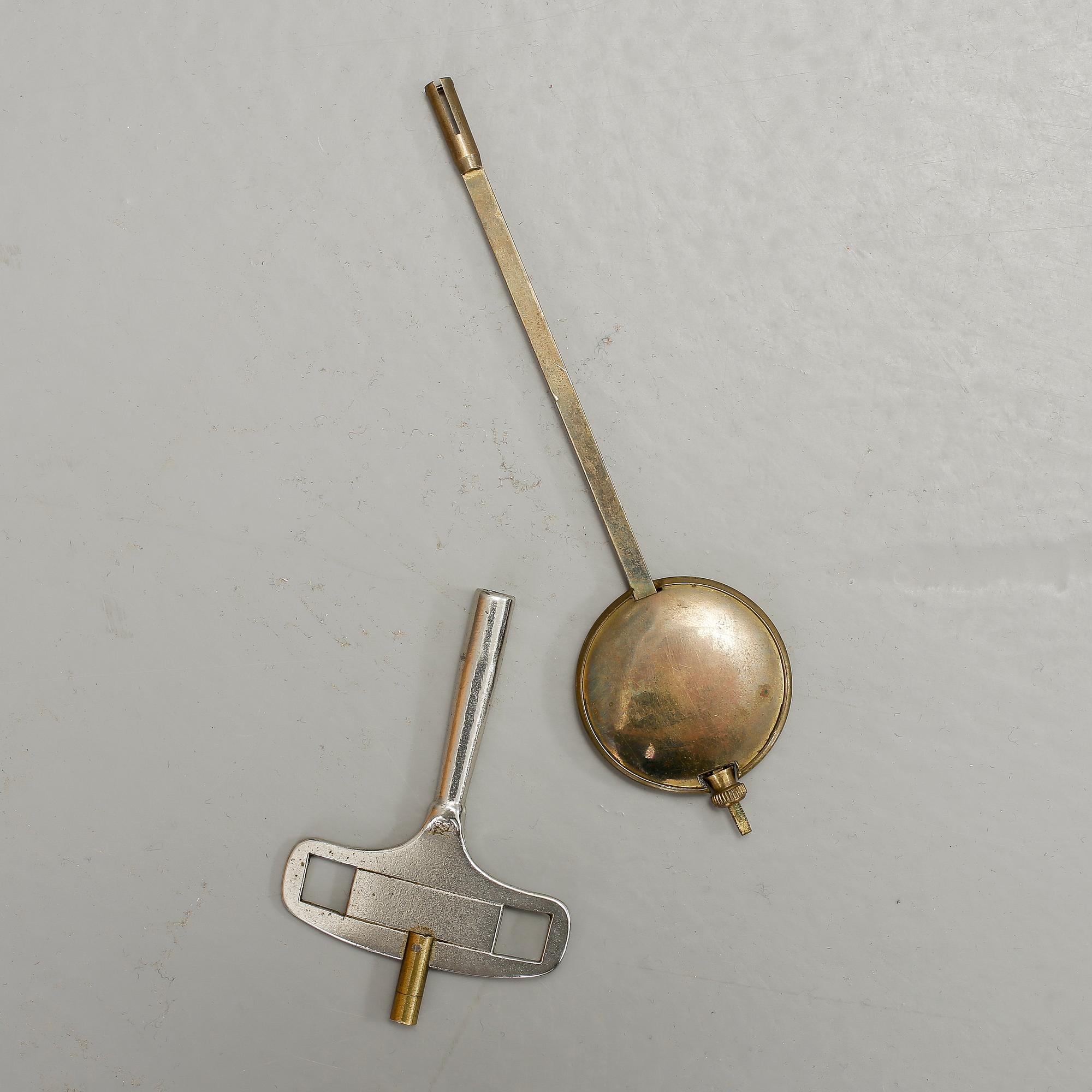 VÄGGPENDYL, gustaviansk stil, 1900-tal.