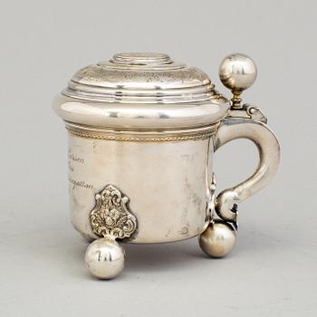 A 20th century parcel-gilt miniature tankard, mark of B Hertz AB, Stockholm 1910.