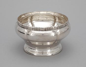 SKÅL, silver, K Andersson, Stockholm. 1920. Ca 400g.