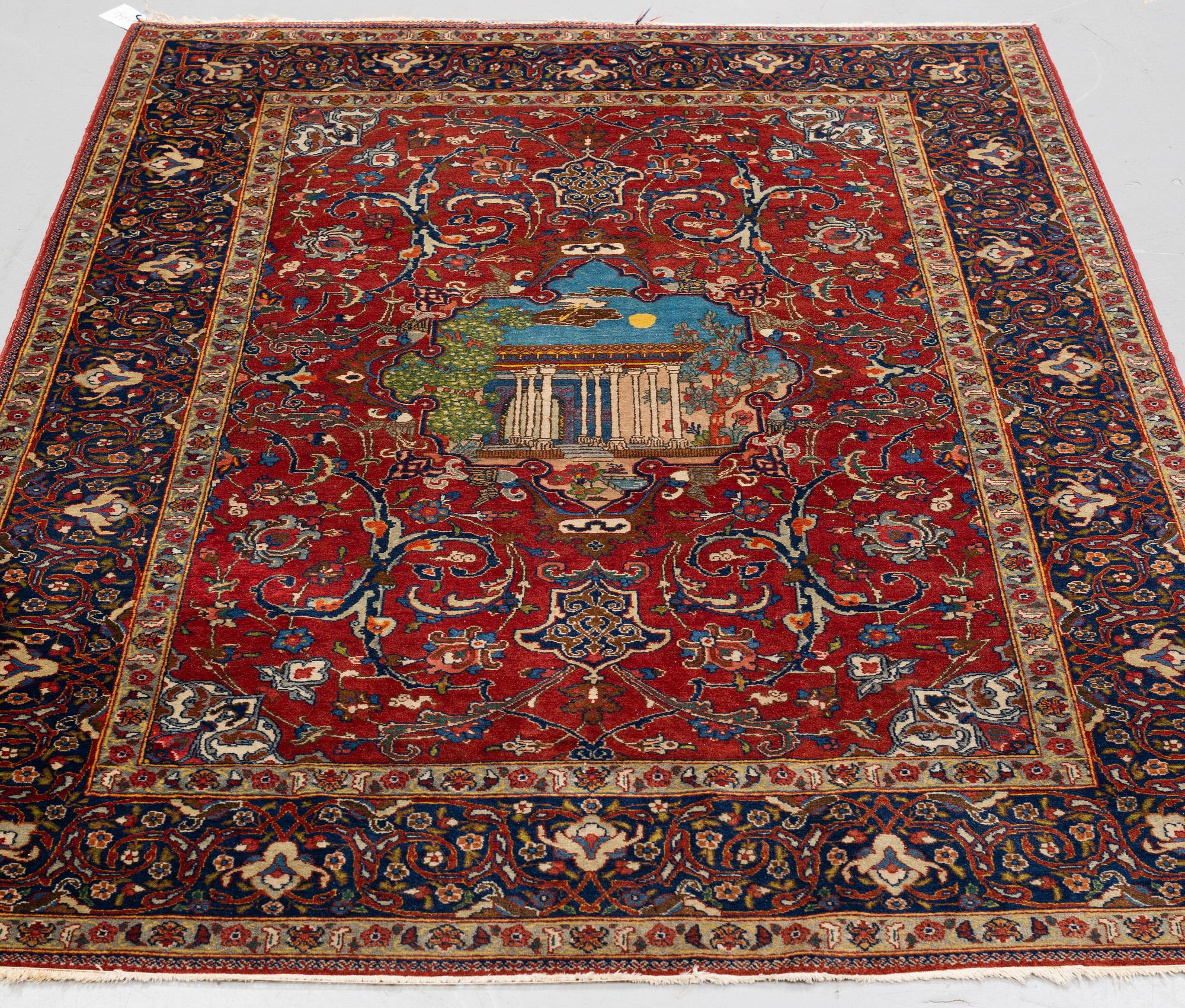 An Tabriz rug, probably ca 204 x 141 cm.