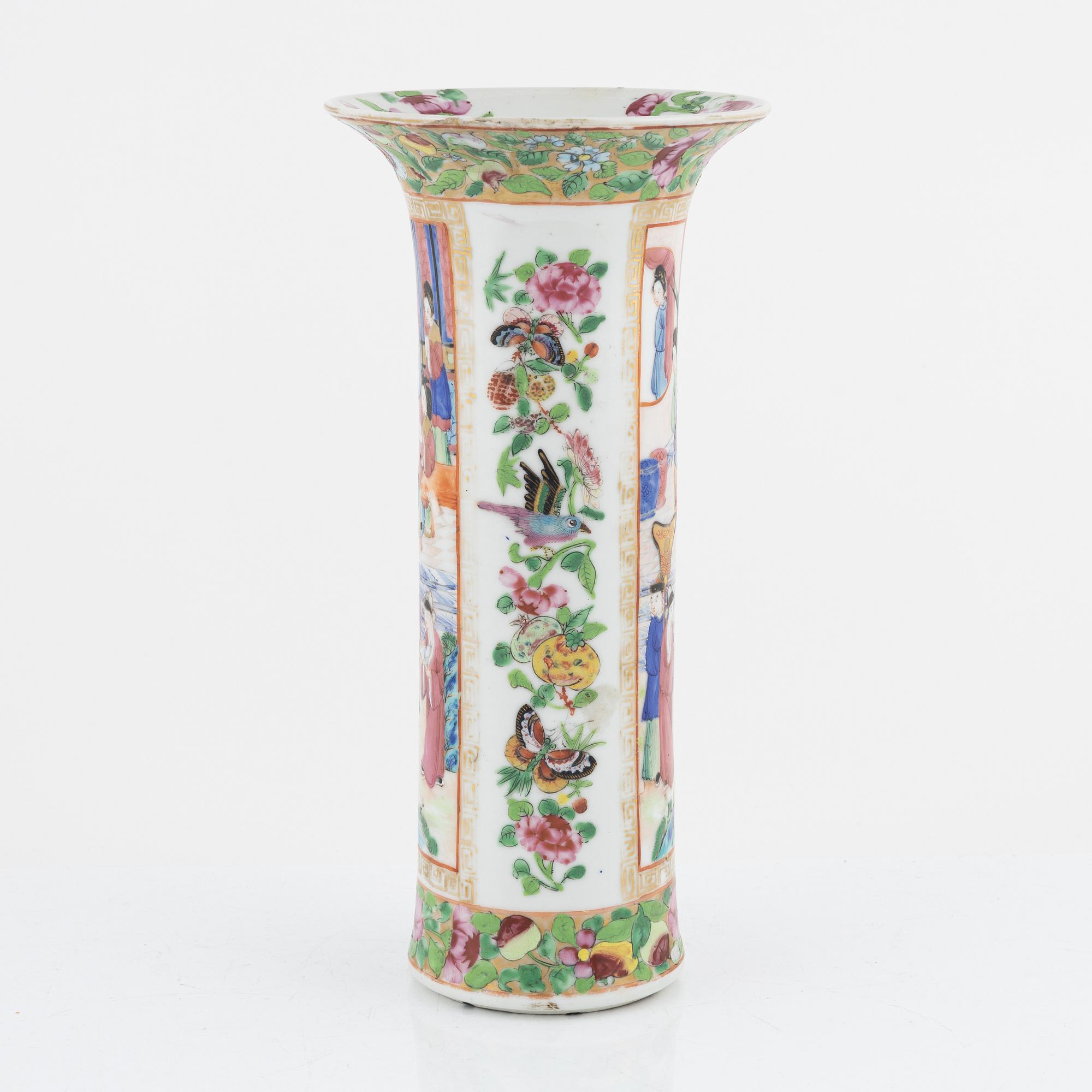 Vas, porslin, kanton, Kina, Qingdynastin, 1800-talets första hälft.