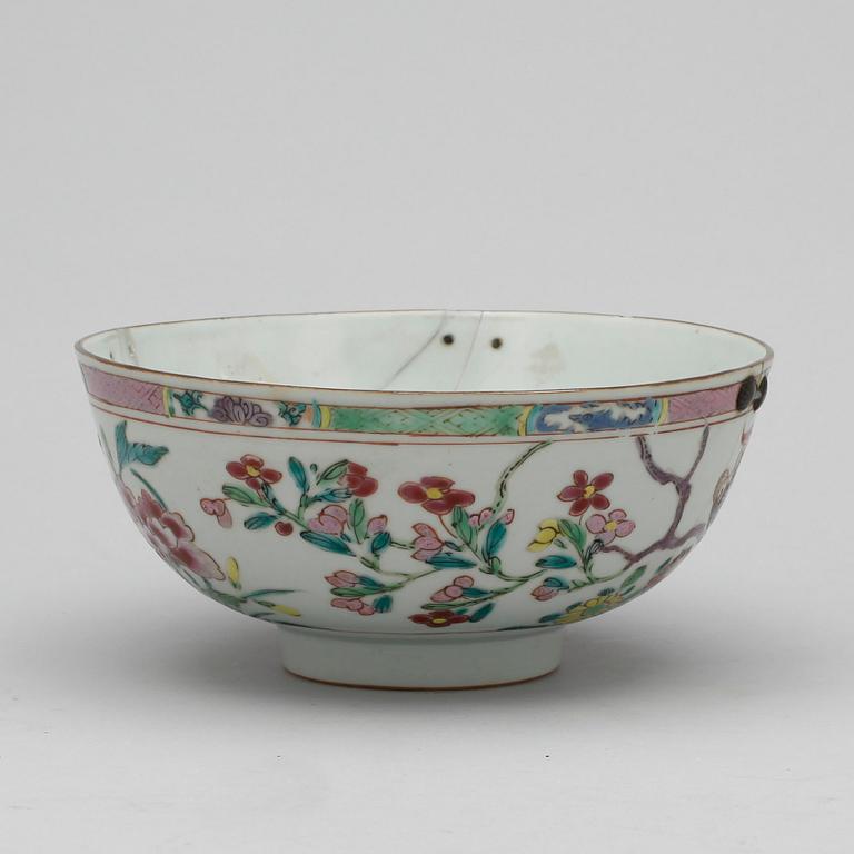 SKÅL, porslin, Kina, Qianlong (1736-1795).