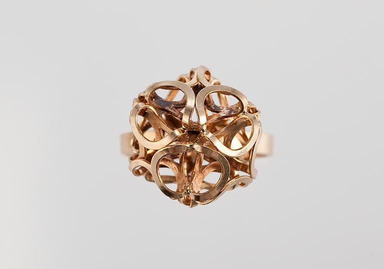 Elis Kauppi, RING + NECKLACE.