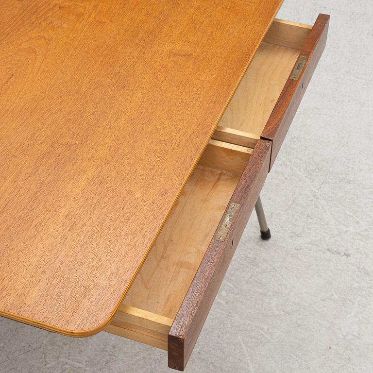 Arne Jacobsen, a  "tTeacher's" desk for the Munkegaard School, Fritz Hansen, 1950's.