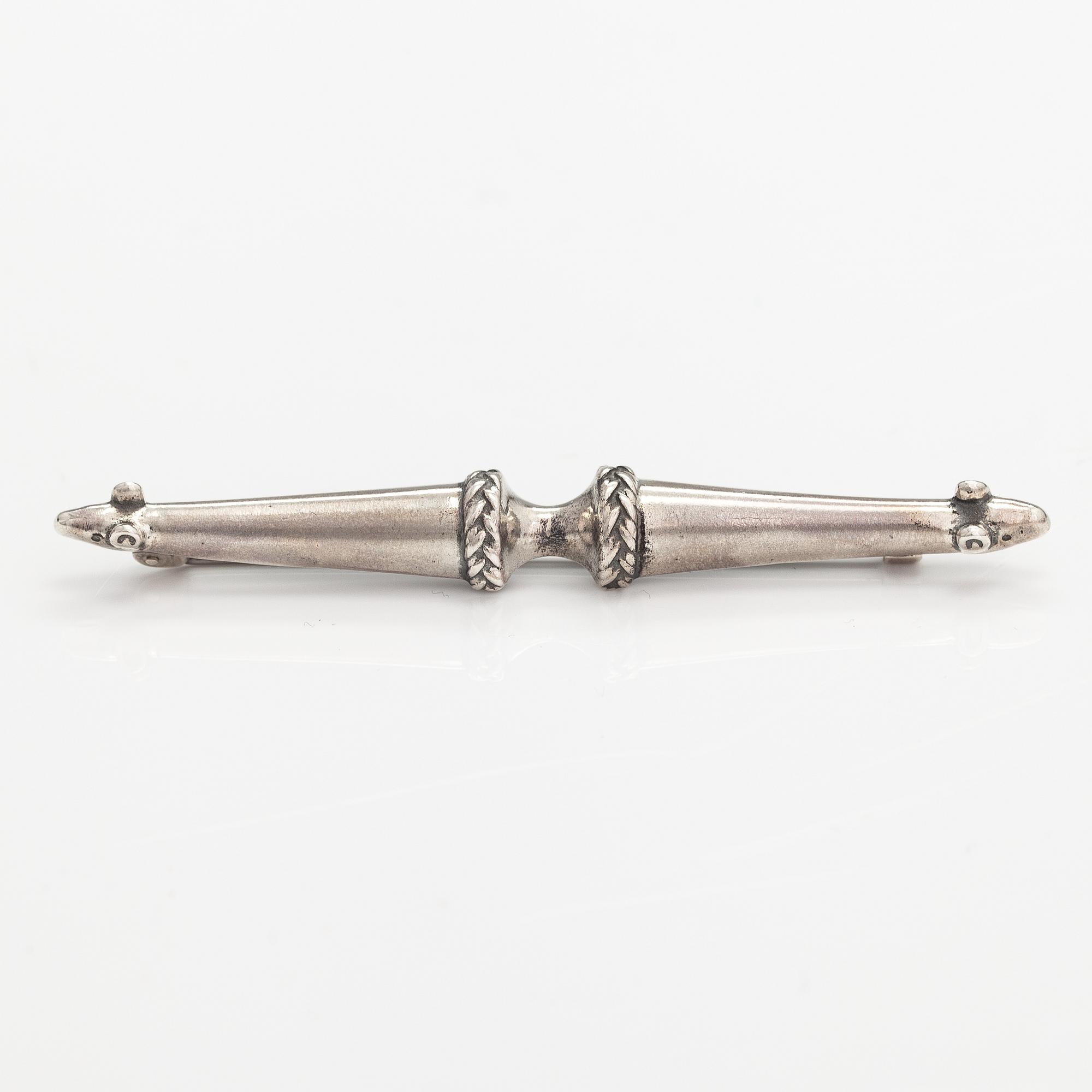 Brosch "Älghuvud", sterlingsilver. Kalevala Koru, Helsingfors.