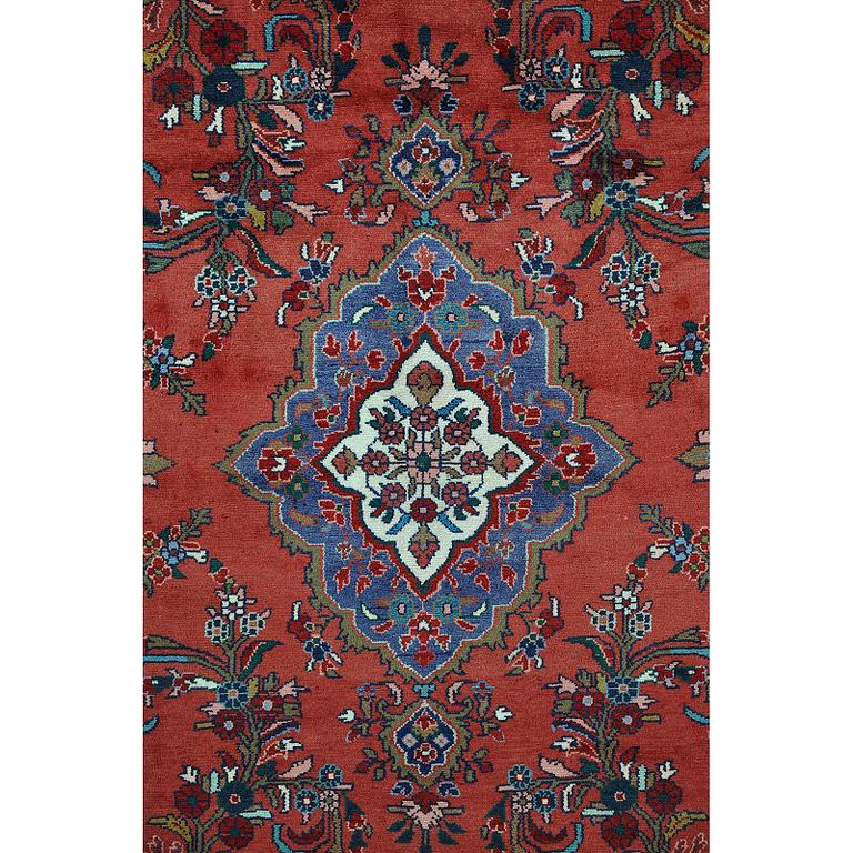 Matto, Hamadan, ca 311 x 210 cm.