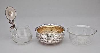 KARFF samt SKÅL, nysilver och glas, jugend, märkt WMF, omkr sekelskiftet 1900.