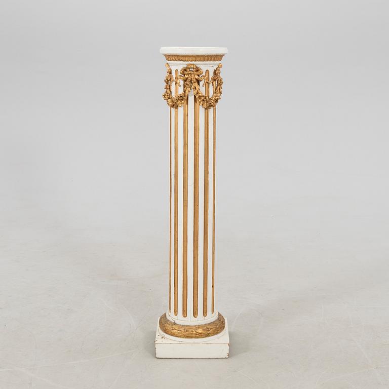 Pedestal, Gustavian style, early 20th century.