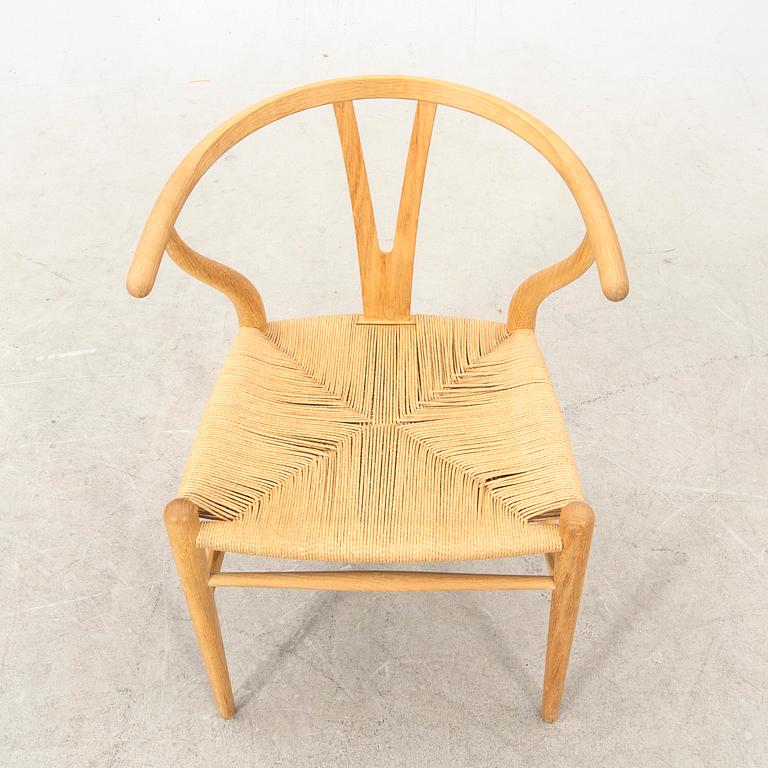 Hans J Wegner, karmstol, "CH 24"/ "Y-stolen", Carl Hansen & Son, Odense, Danmark, numrerad.