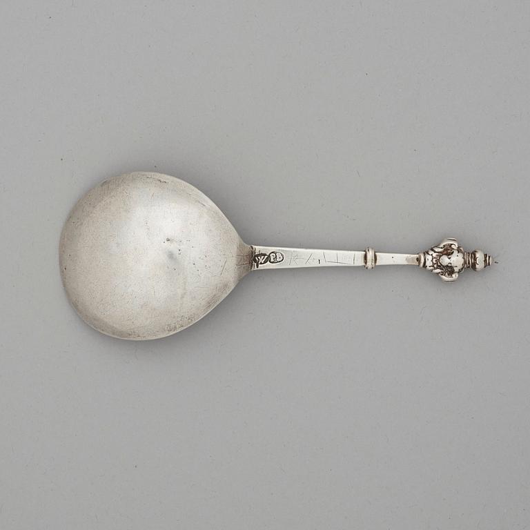 A Swedish 17th century silver spoon, unknown makers mark PB, Visby.