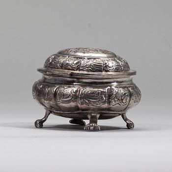 SOCKERSKÅL , silver, Ryssland, Moskva troligen 1759, vikt 181 g.