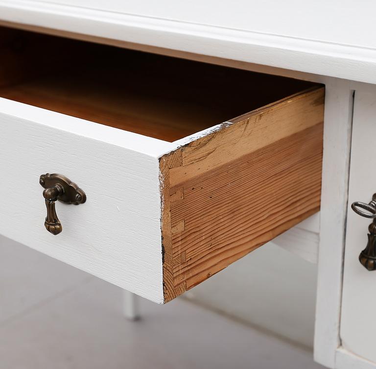 SKRIVBORD, 1900-talets första hälft.