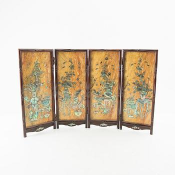 Table screen China 20th century.
