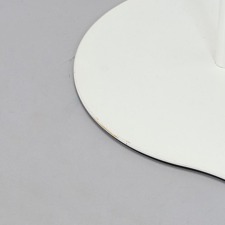 Anna Kraitz, lattiavalaisin "Anna's Golvlampa" Bsweden, Ruotsi.