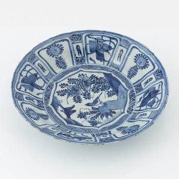 A blue and white bowl, China, Ming Dynasty, Wanli (1572-1620).