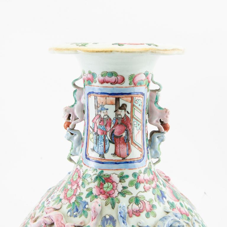 Floor vase China late 19th century Canton porcelain.