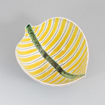 A Stig Lindberg faience bowl, Gustavsberg studio 1950´s.