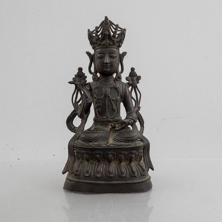 A bronze sculpture of Bodhisattva, Ming dynasty (1368-1644).
