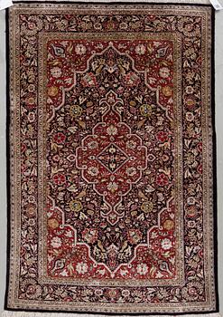 MATTA, Ghom, part silk, old. Ca 151x102 cm.