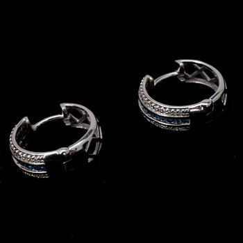 ÖRHÄNGEN, vitguld 14K, små diamanter samt safirer. Vikt 4,5 g.