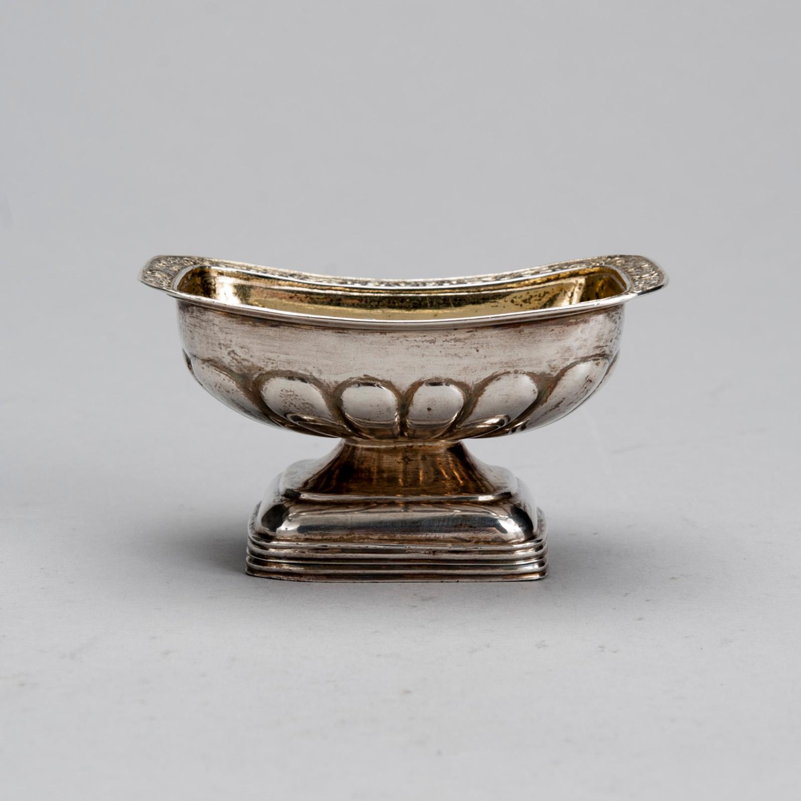 SALTKAR, silver, Carl Adolf Ceipel, St. Petersburg 1820-1830. Vikt 73,7 g.