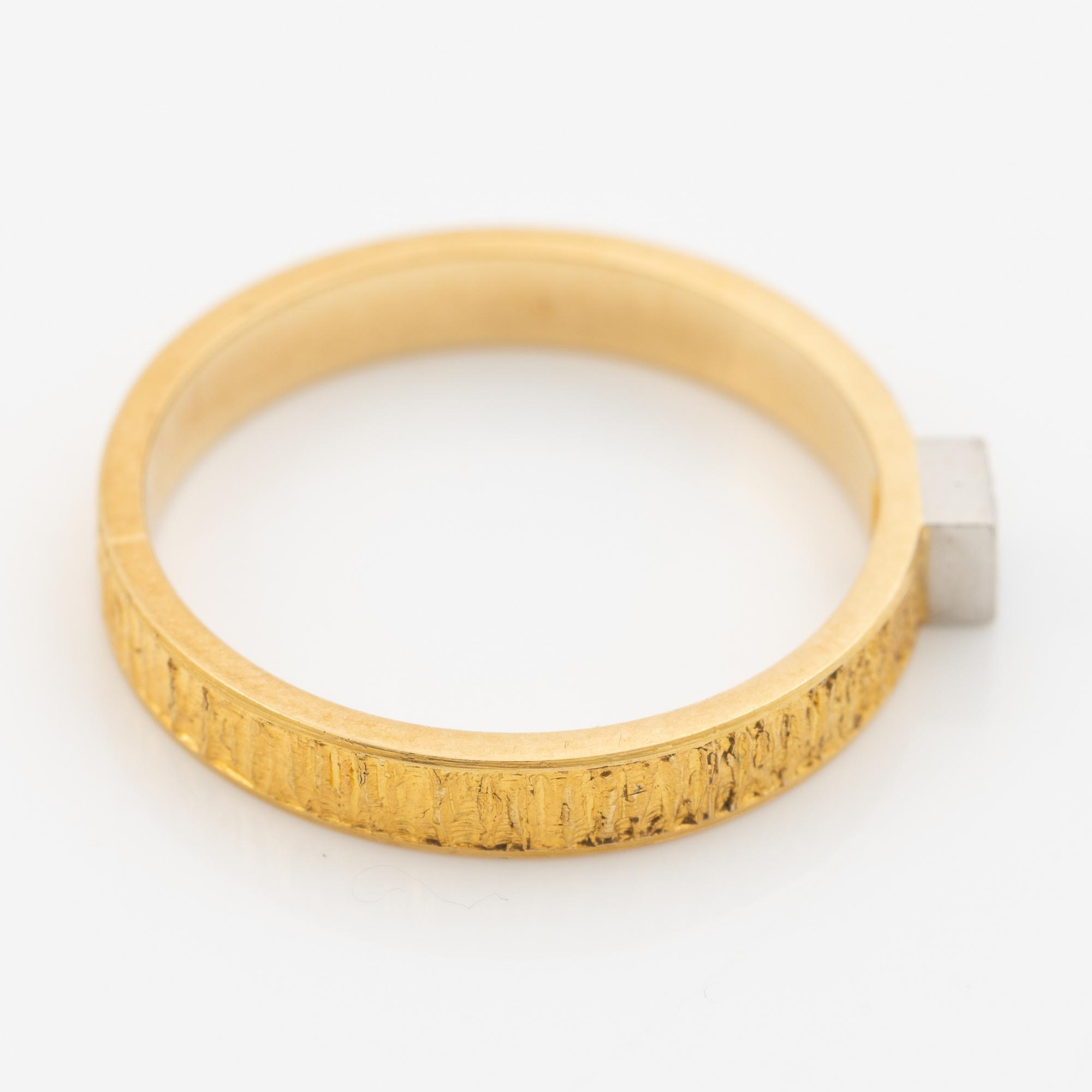 Lapponia, ring 18K gold set with a round brilliant-cut diamond, Finland 1978.